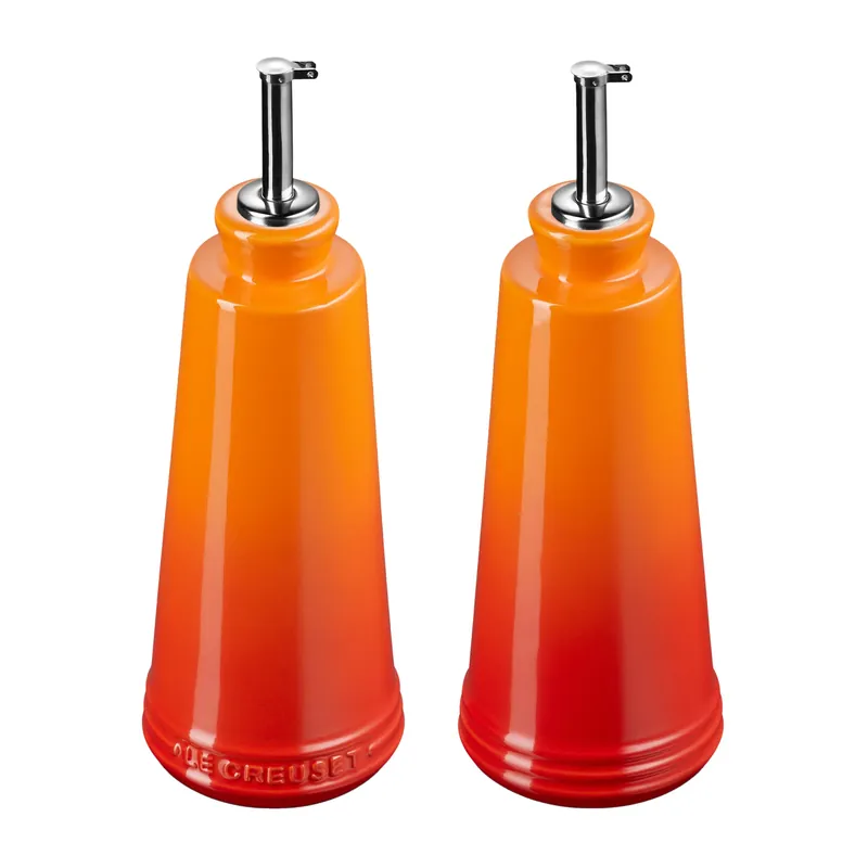 Le Creuset Signature oil & vinegar set, Volcanic Professional Grade