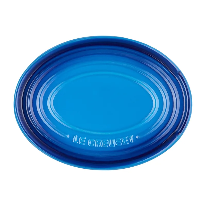 Worldwide Shipping Oval holder for serving spoon, Chambray
