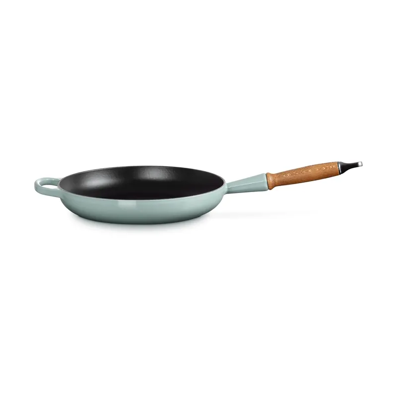 Le Creuset Signature frying pan wooden handle 28 cm, Matte Black Express Delivery