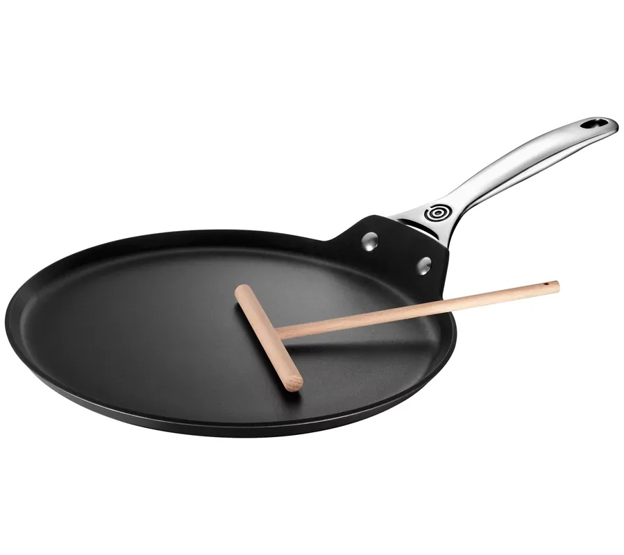 Brand New Le Creuset Toughened Nonstick PRO 11" Crepe Panwith Rateau