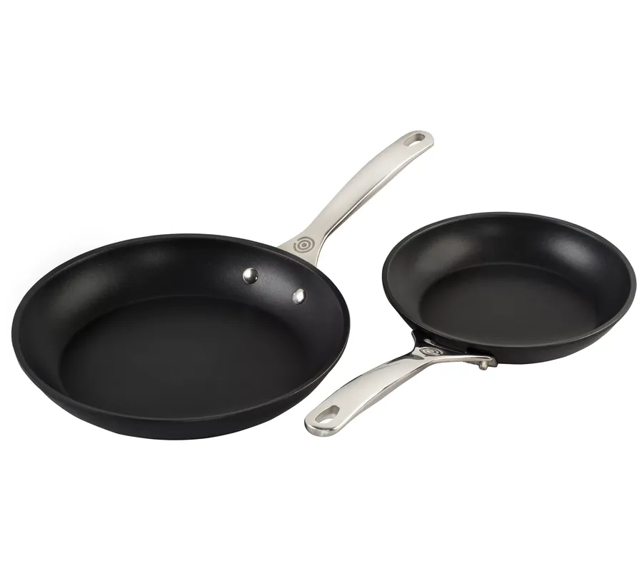 Le Creuset Nonstick PRO 2-Piece Fry Pan Set Brand New